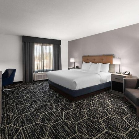 La Quinta Inn & Suites By Wyndham Meridian Exteriör bild