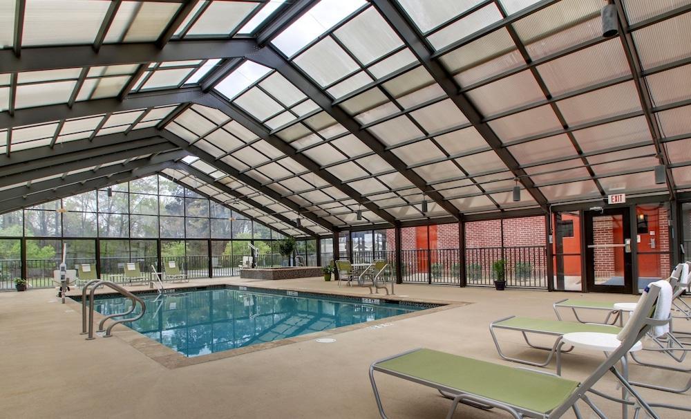 La Quinta Inn & Suites By Wyndham Meridian Exteriör bild