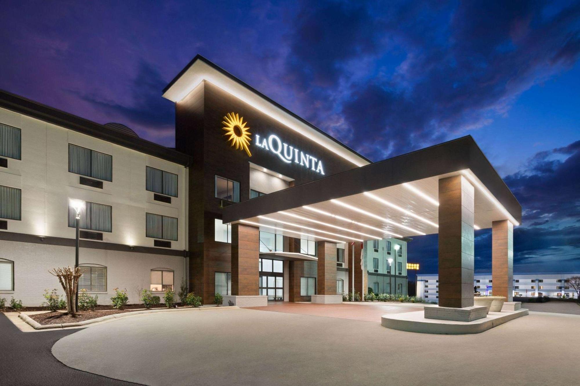 La Quinta Inn & Suites By Wyndham Meridian Exteriör bild